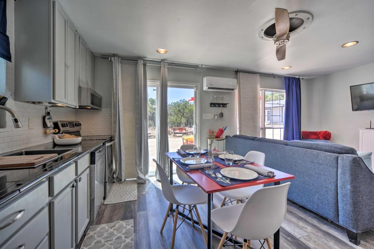 Family Friendly Hill Country Home 13 Mi To Lake! 新布朗费尔斯 外观 照片