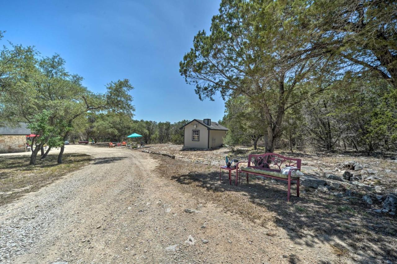 Family Friendly Hill Country Home 13 Mi To Lake! 新布朗费尔斯 外观 照片